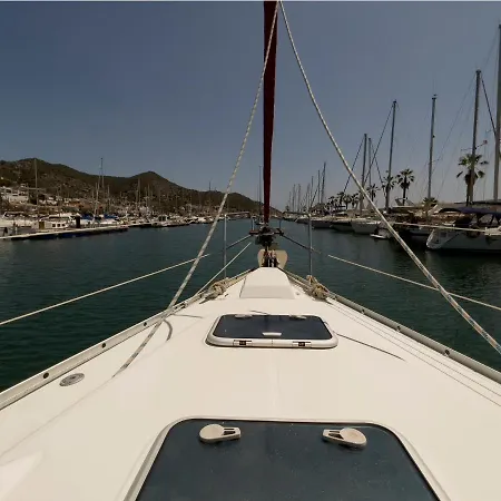 Alojamiento En Sitges, Con Opcion A Tour De Navegacion Sitges